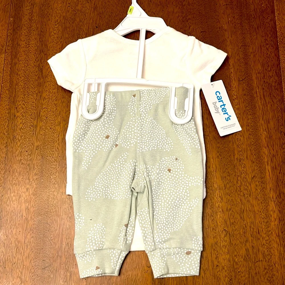 HOPPY EASTER Newborn 2 piece outfit * Short Sleeve Onesie * pair of Long Pants * - Picture 9 of 12